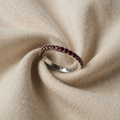 Sølvfarvet Ruby Pavé Ring