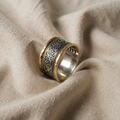 To-tonet kronring