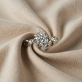 Rund zirkonia ring i hvidguld