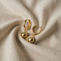 Karoline – Rolig elegance
