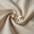 Elegante hvide opalsmykker