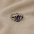 Ring med Halvmåne-accent